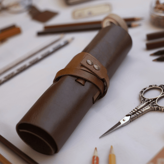 Gild & Grain Leather Roll Up Pencil Pouch